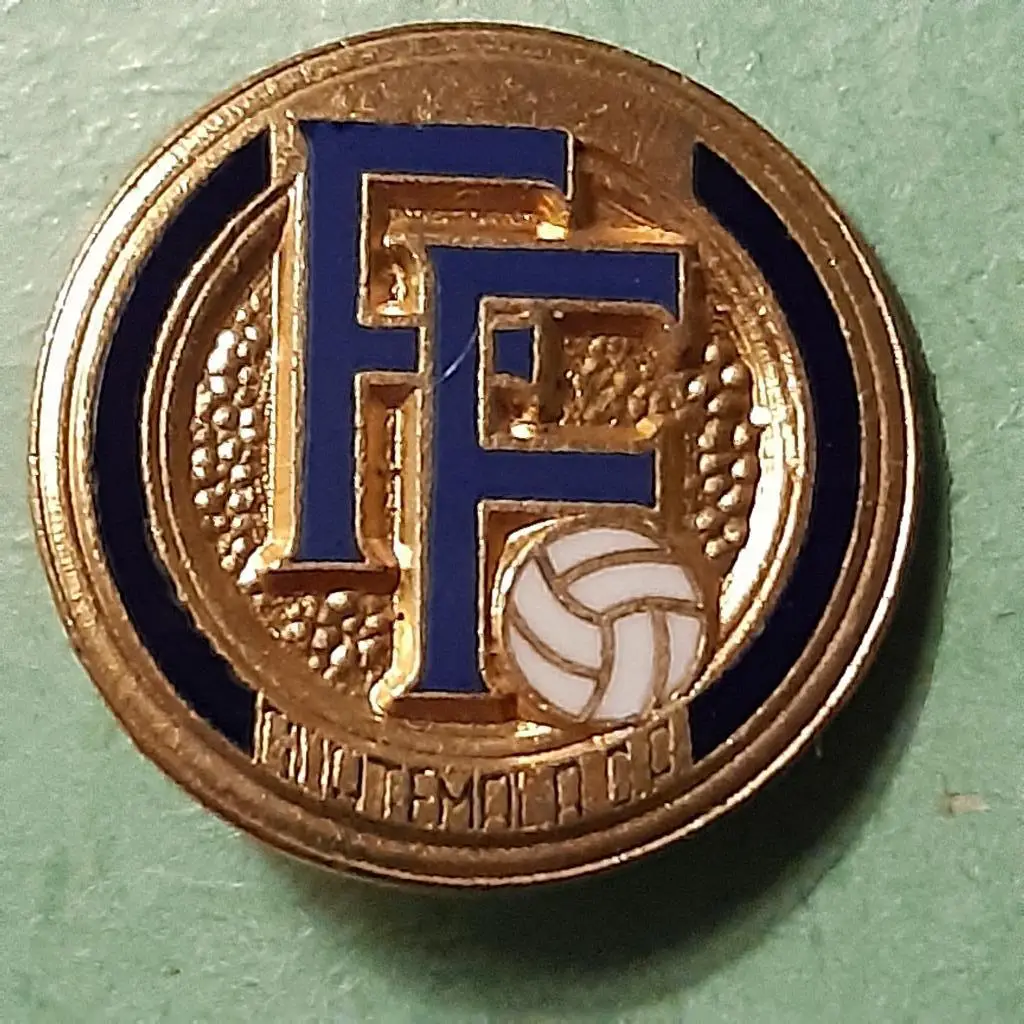 Футбол.Федерация футбола Гватемала.1970-е гг.игла.ЭМАЛЬ.пр-во Португалия