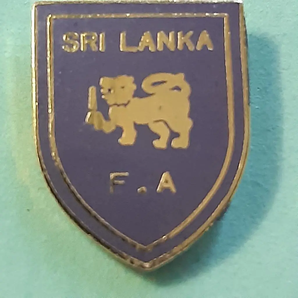 Федерация футбола Шри Ланка.ЭМАЛЬ.1990-е гг.maker C.R.Moore Ltd.