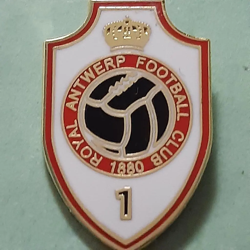 Футбол.клуб.ФК.Ройал Антверпен Бельгия