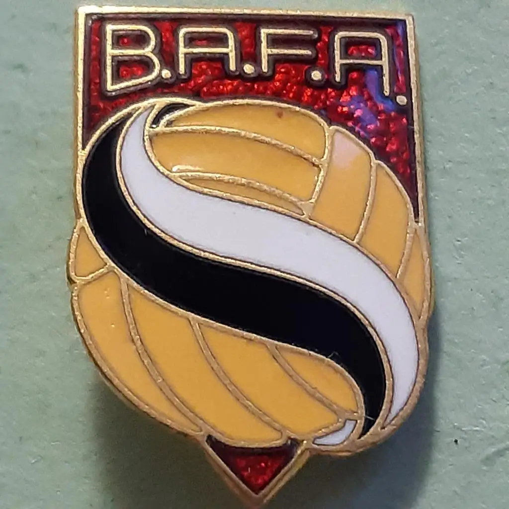 Футбол.Федерация футбола Бруней.ЭМАЛЬ 1970-е гг.пр-во Португалия