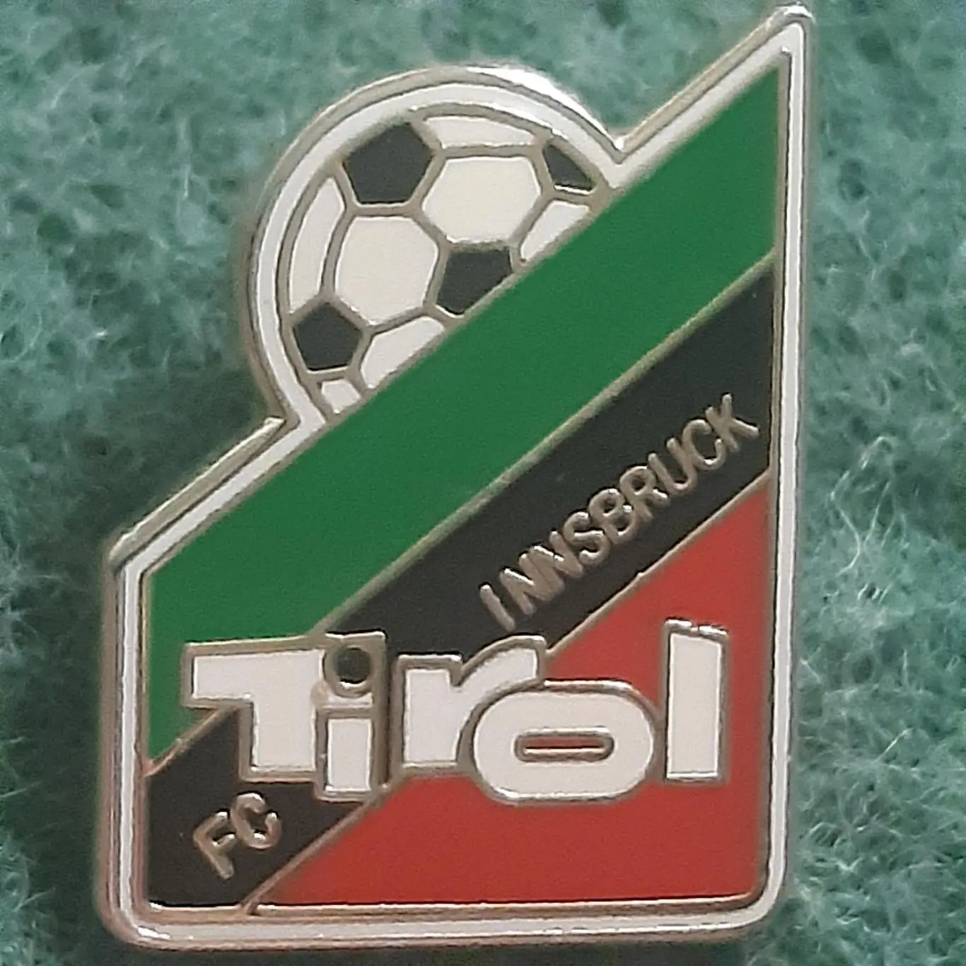 Футбол.клуб.ФК. ТІРОЛЬ ІНСБРУК АВСТРІЯ.ЕМАЛЬ.