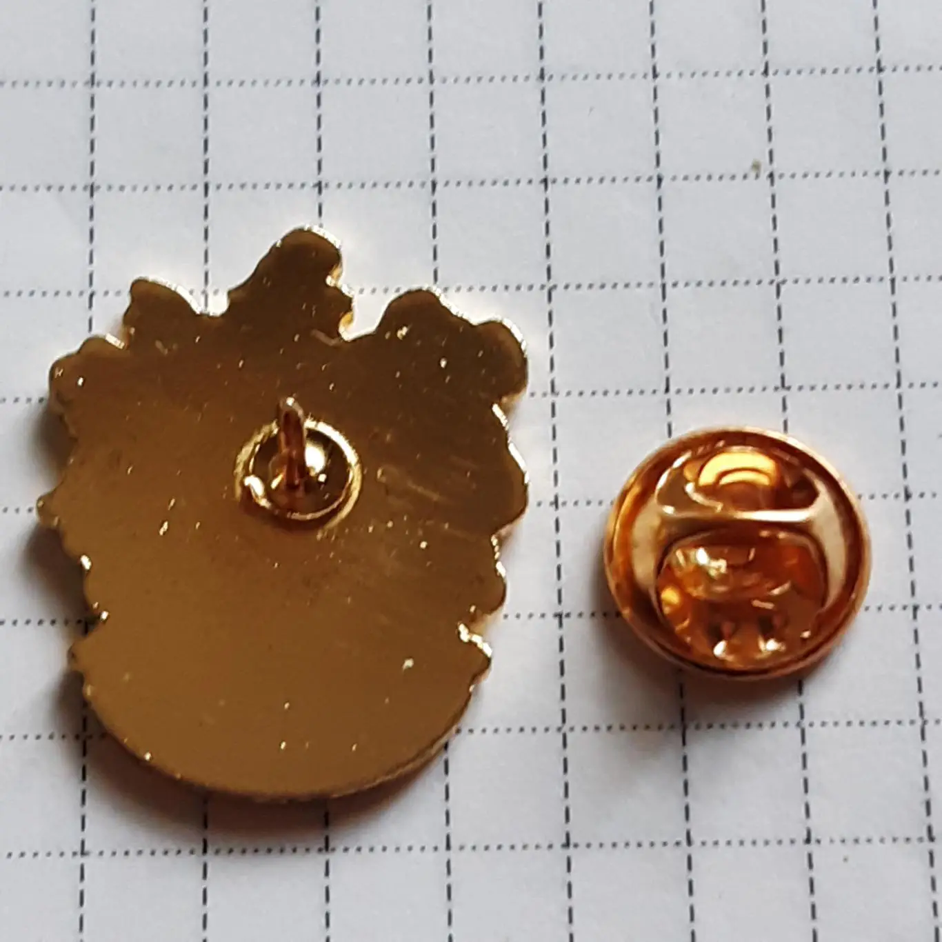 Футбол.клуб.ФК.САТТОН ЮНАЙТЕД АНГЛІЯ. ЕМАЛЬ. 1