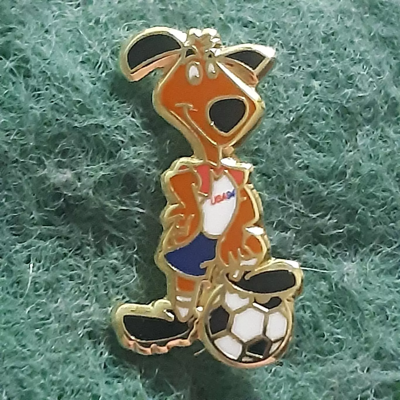 Футбол.Чемпіонат світу FIFA ФІФА.США 1994.талісман маскот.ЕМАЛЬ