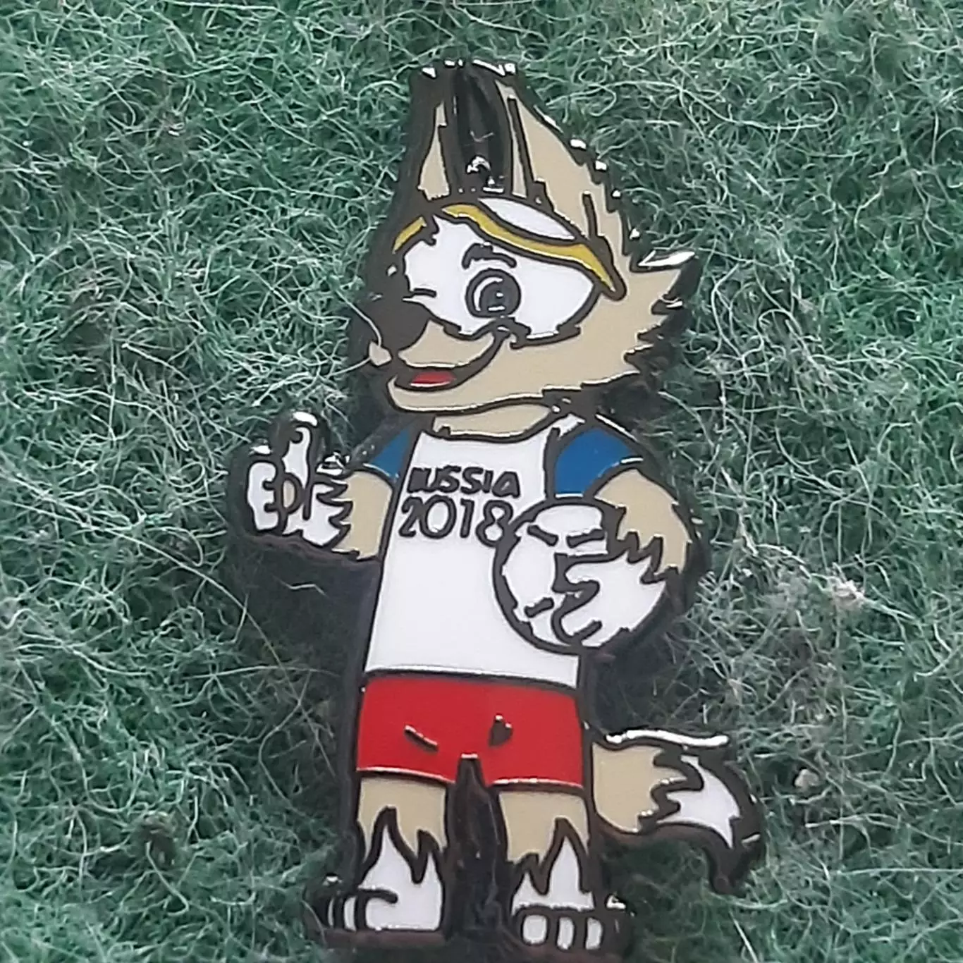 Футбол.Чемпіонат світу.ФІФА.2018.талісман маскот .ЕМАЛЬ