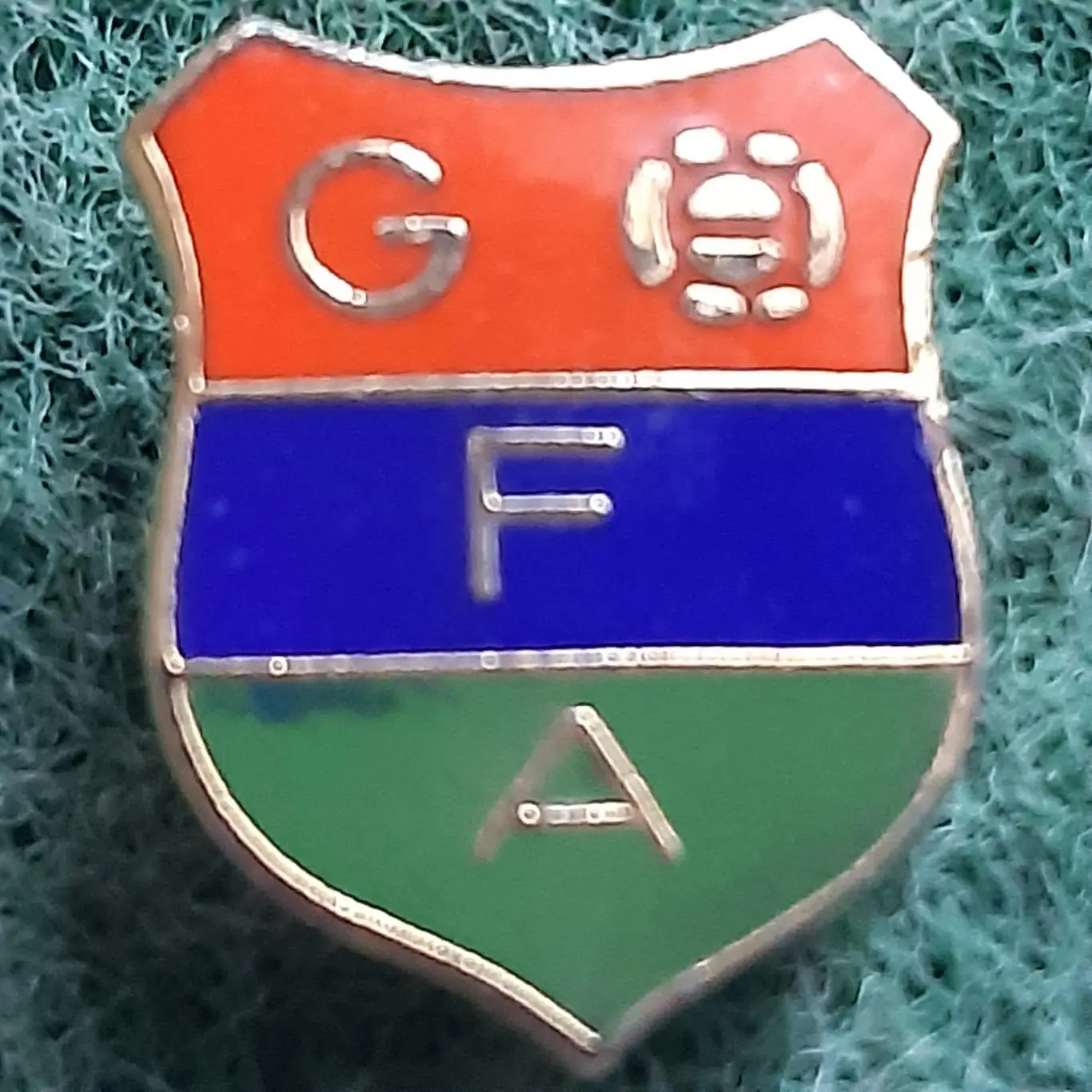 Футбол.федерація ассоціація. ГАМБІЯ. ЕМАЛЬ 1980-і рр.maker C.R.Moore Ltd.