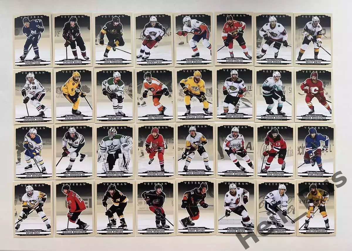 Хоккей. 300 карточек из коллекции 2022-23 Upper Deck Parkhurst Champions НХЛ/NHL 1