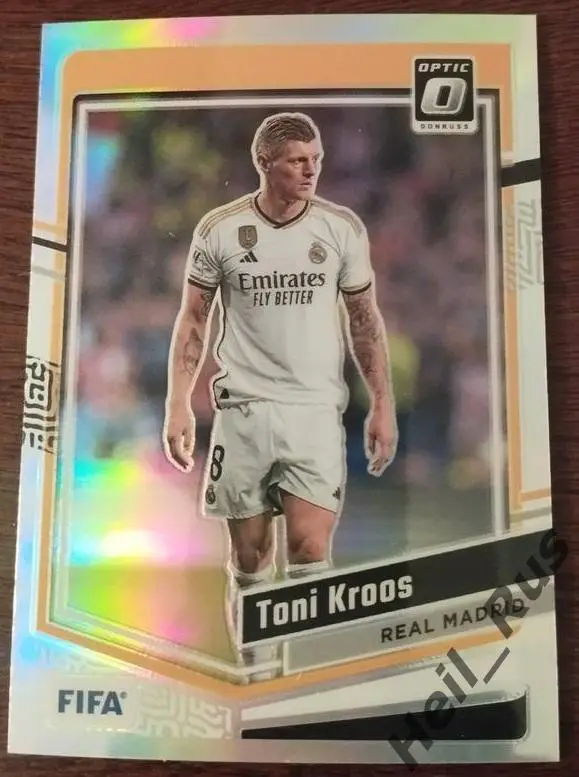 Футбол. Карточка Тони Кроос (Реал Мадрид/Байер 04/Бавария Мюнхен) Panini 2023/24