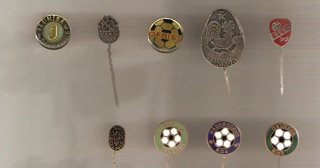 ФК ОФРИСС Рига ( Латвия - 1 лига).нач. 2000-х.