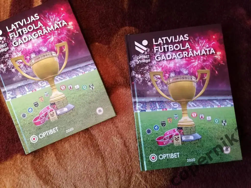 Ежегодник ФФ Латвии - 2020 (твердая обложка, статистика, цветные фото)