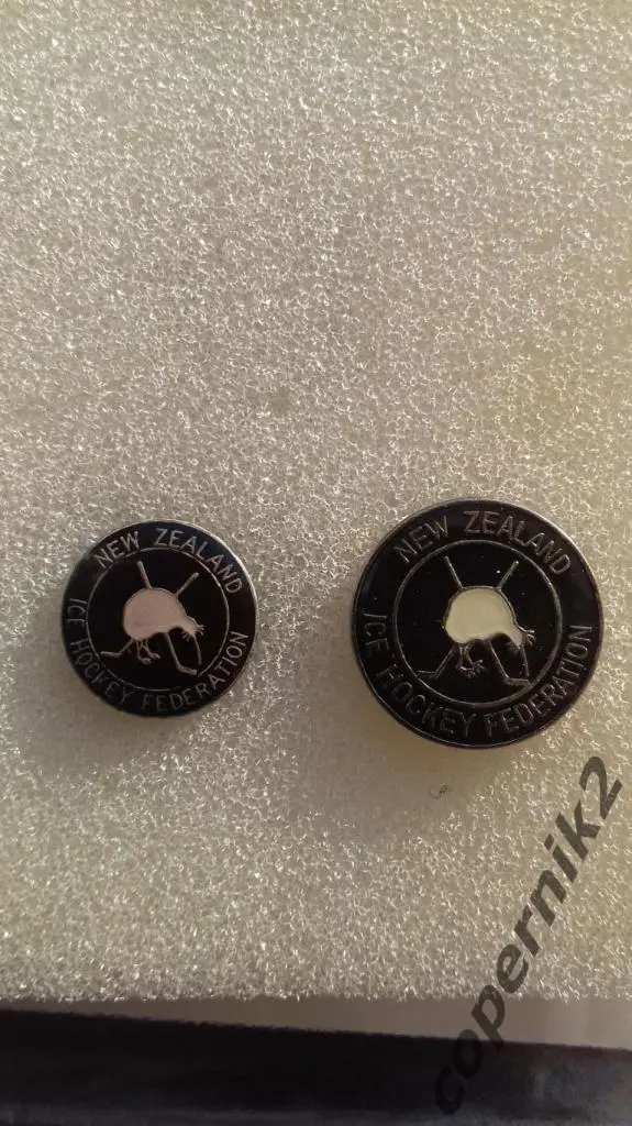Федерация хоккея Новой Зеландии - ( цанга ) - справа
