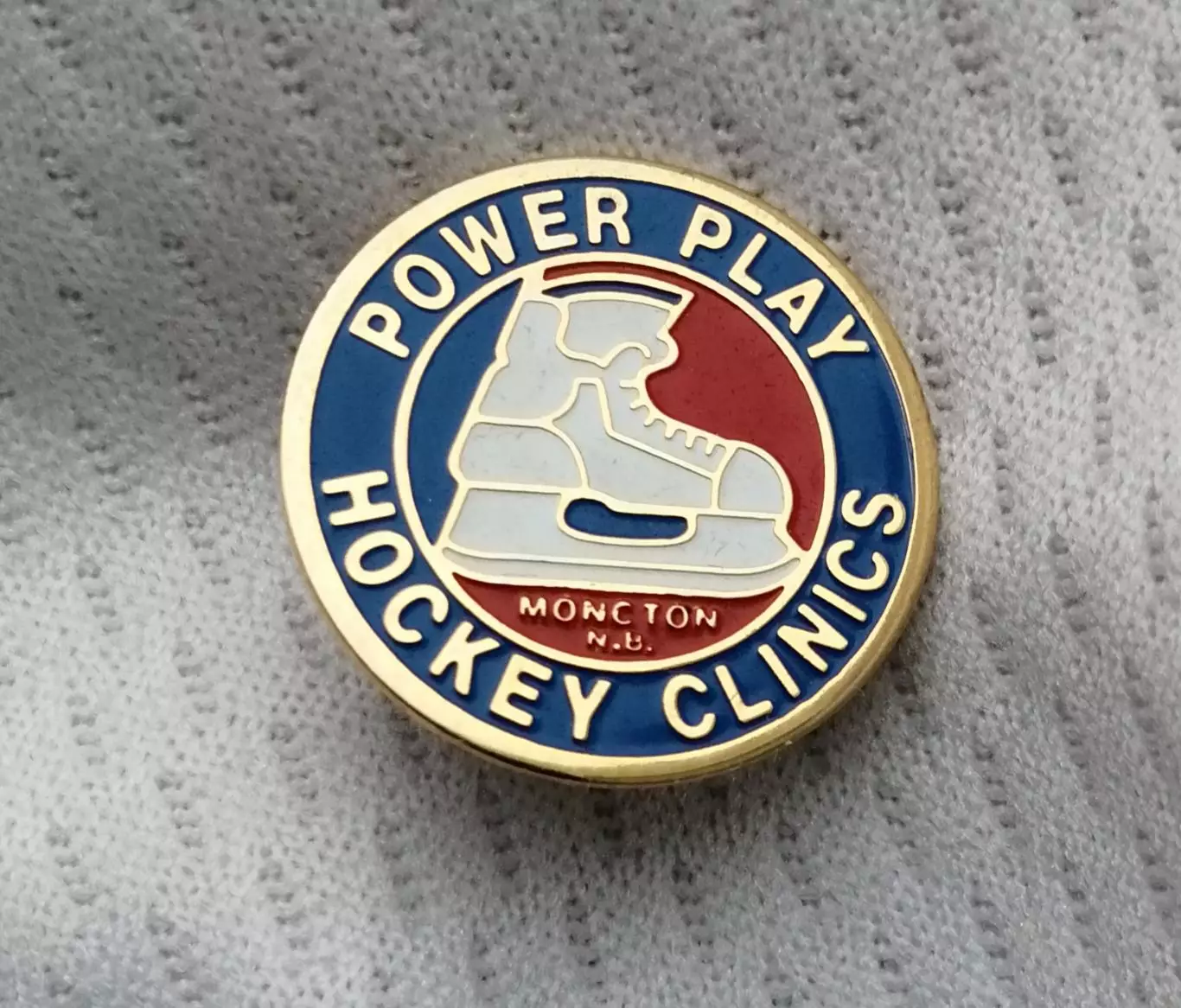 Хоккей медицинский центр Канада НХЛ значок медицина