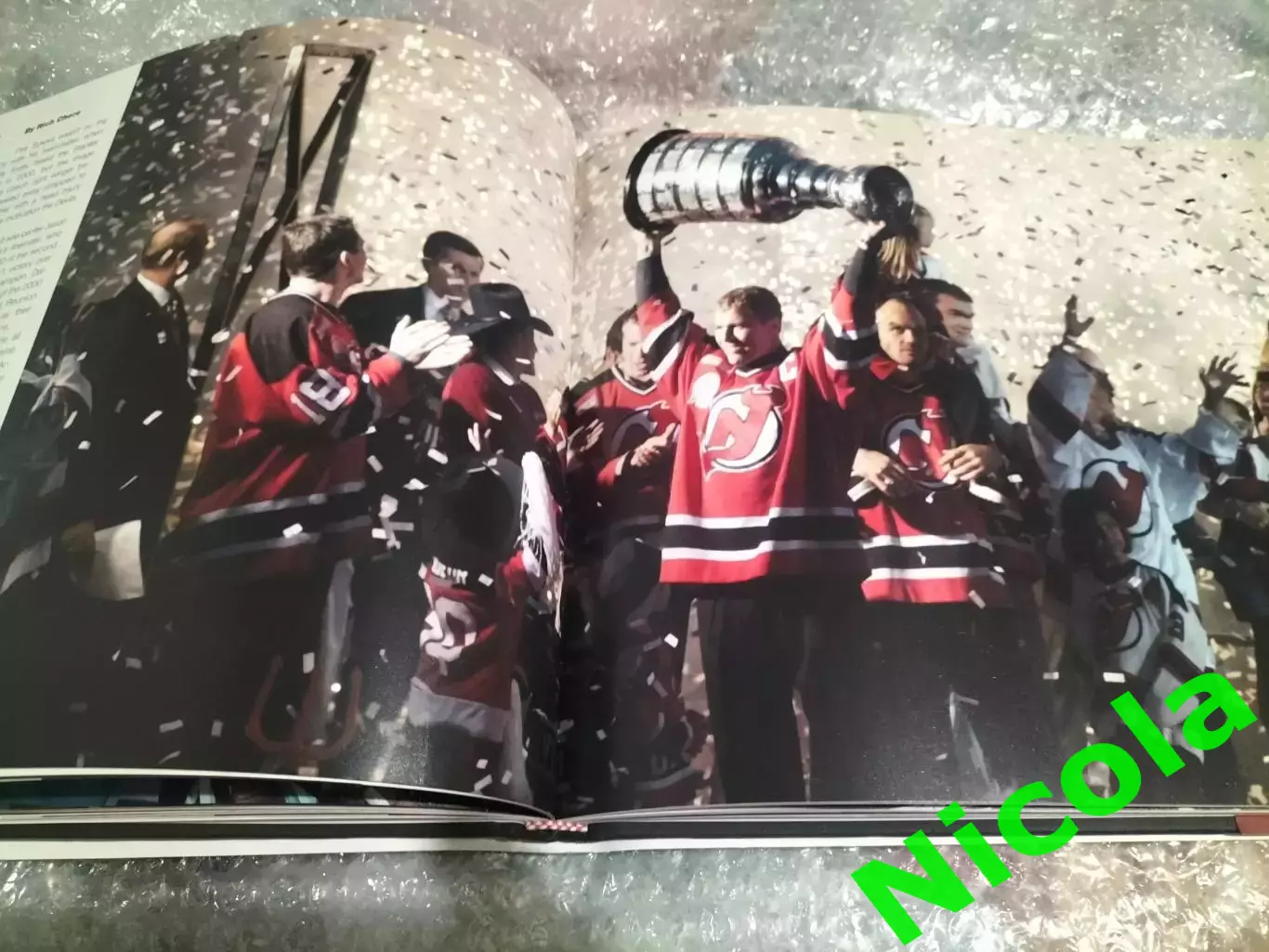 Книга альбом 25 лет истории Нью -Джерси Дэвилз(США). 4