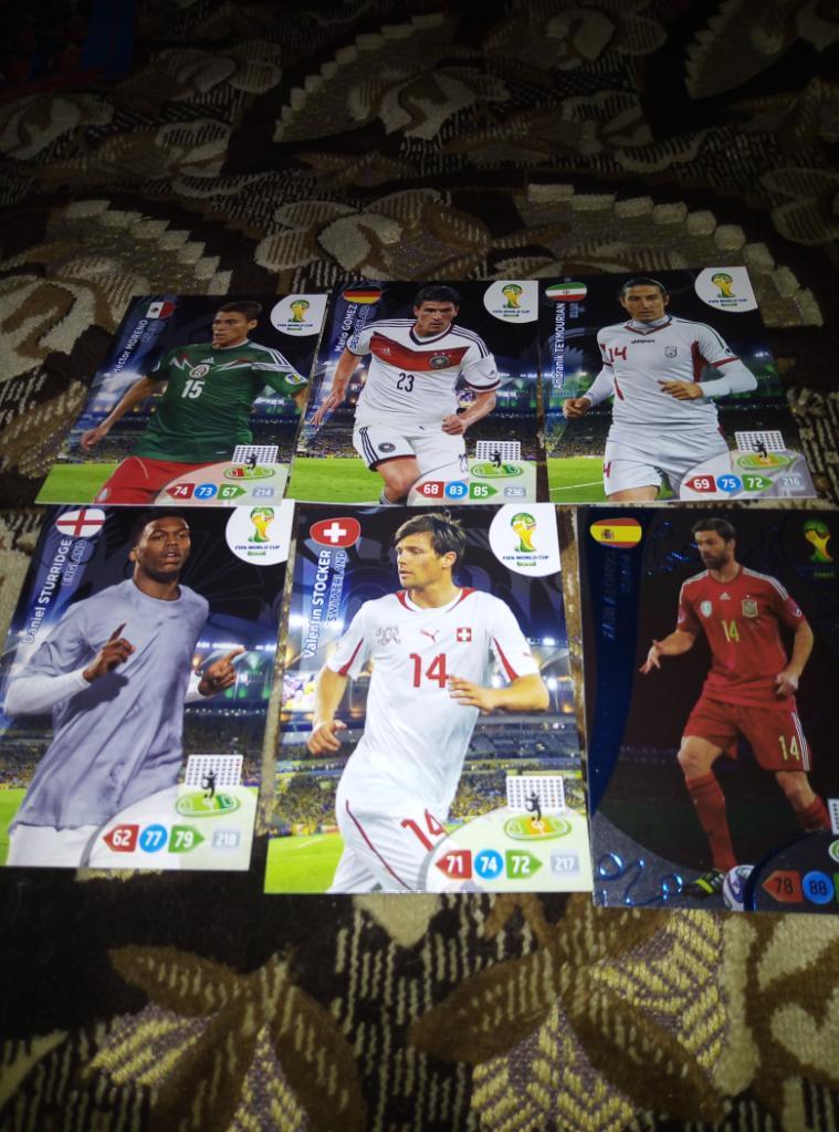 Карточки от Panini с ЧМ по футболу 2014 года.