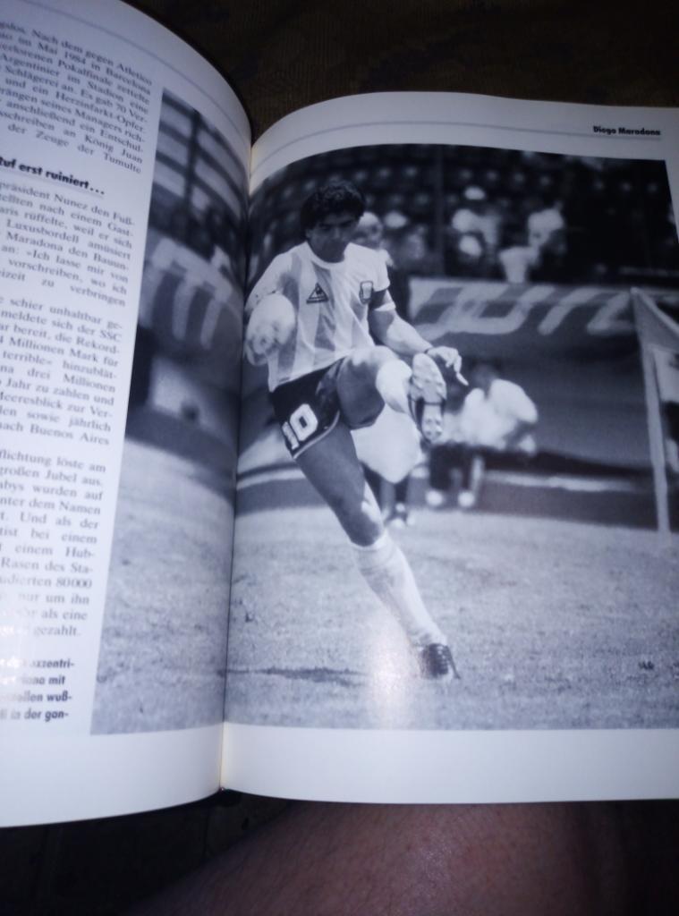 Книга Fussball stars( Германия)., 1994 года выпуска. 6