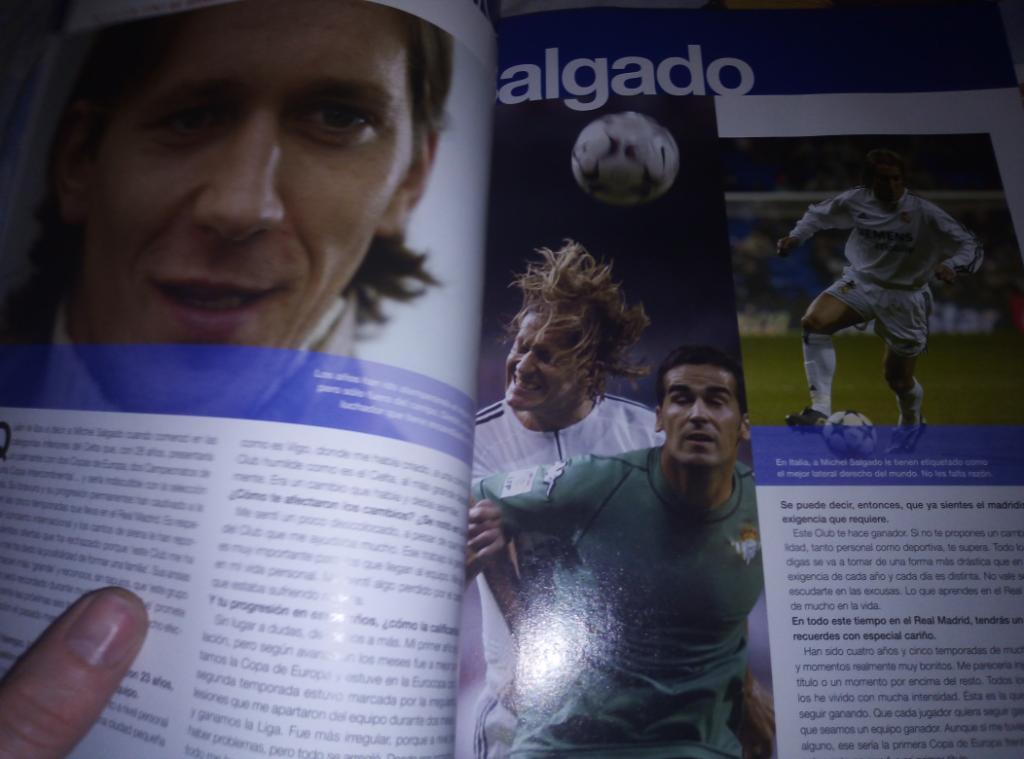 Испанский журнал по футболу Hala Madrid за март-май 2004 года. 2