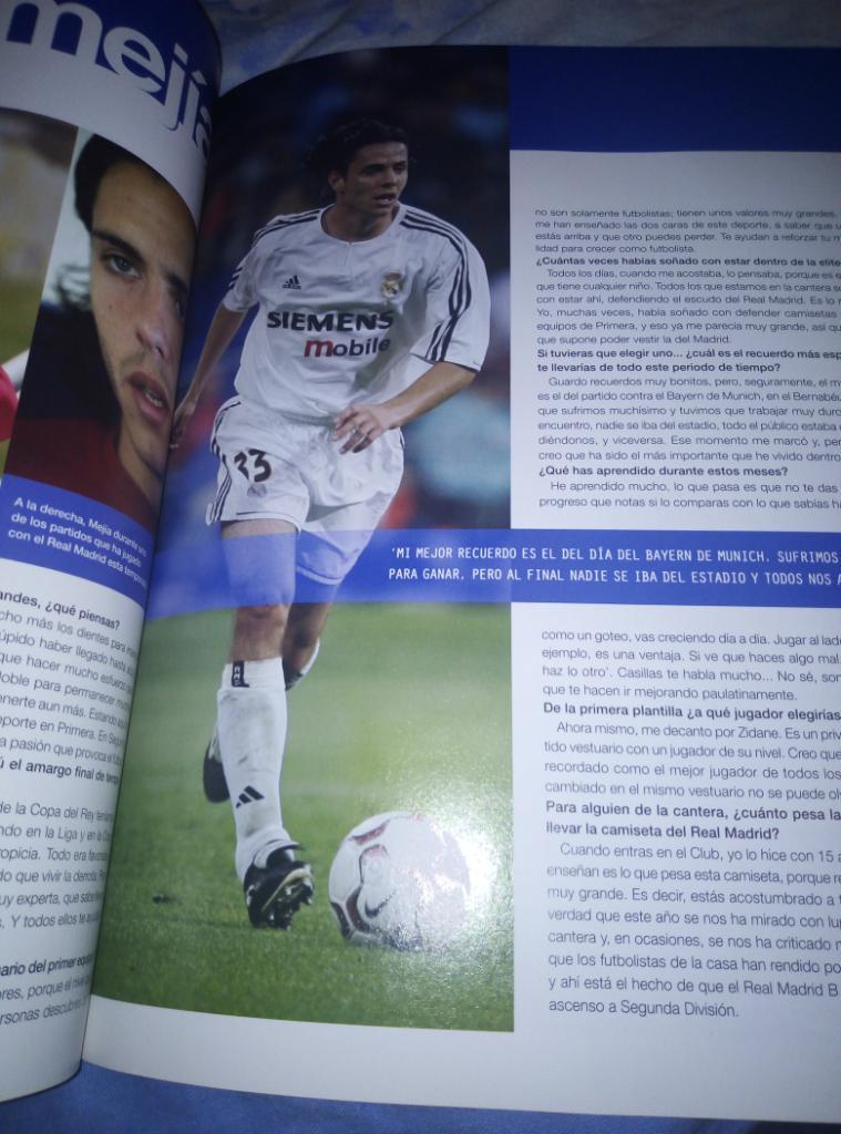 Испанский журнал по футболу Hala Madrid за июнь-август 2004 года. 3