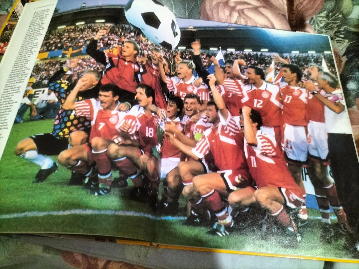 Книга фотоальбом Чемпионат Европы по футболу 1992(Итоги). 2