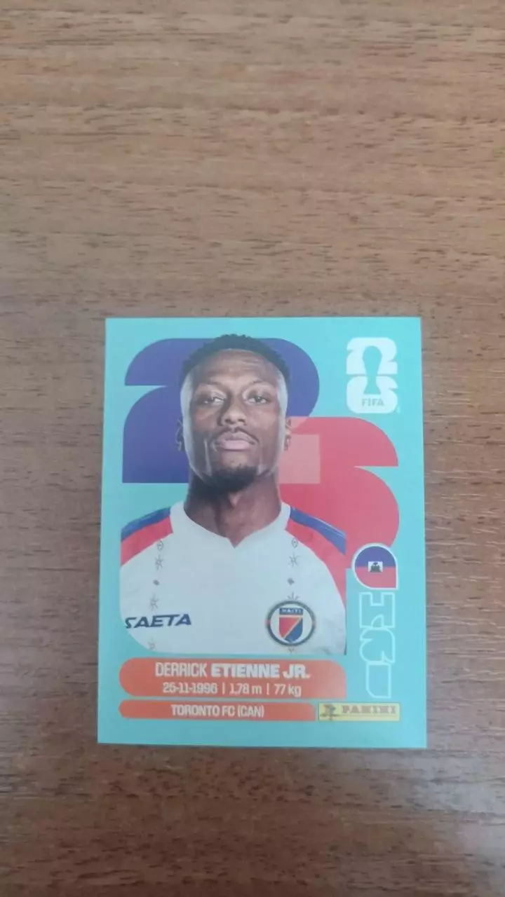 Panini Чемпіонат світу 2026. Derrick Etienne Jr. HAI15