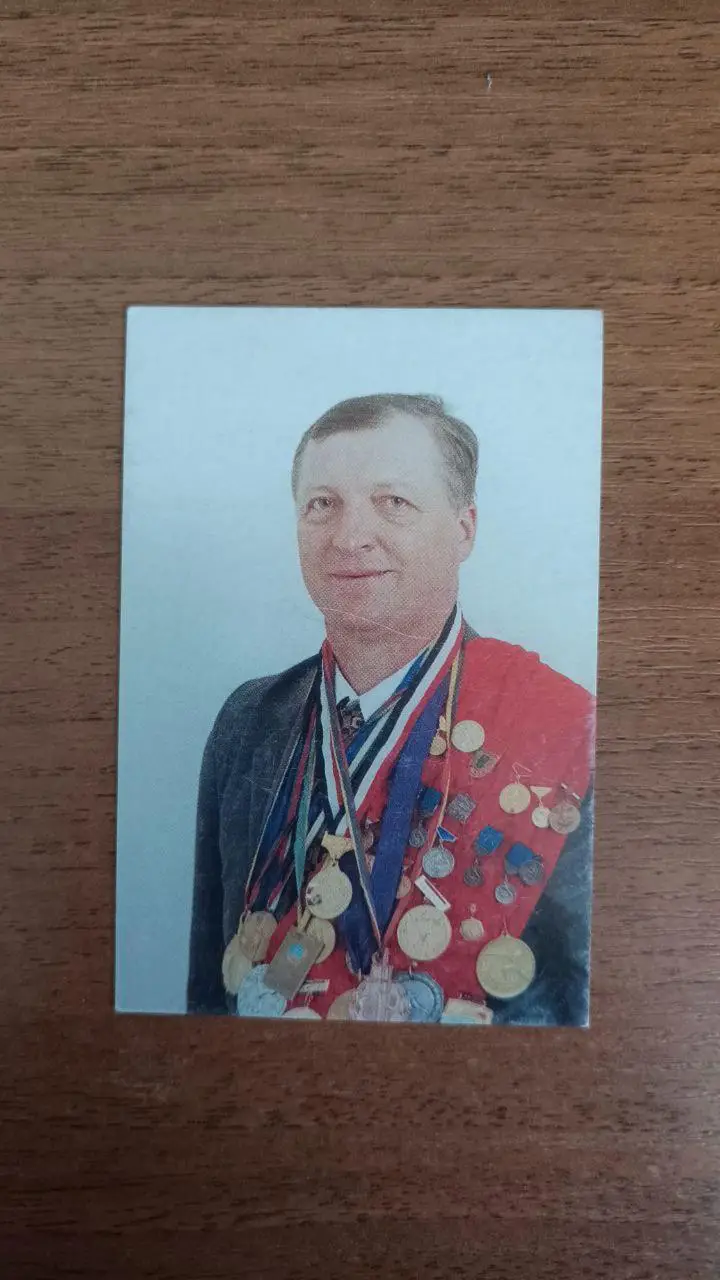 Карточка Чиж Юрий Иванович (фехтование) автограф