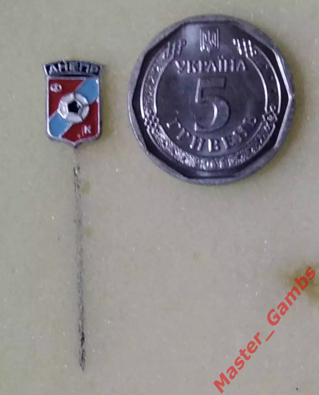 Знак ФК Днепр Днепропетровск*