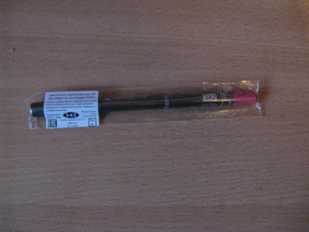 Деревянный карандаш для губ Lips Shaper из коллекции STILL №342 Коралловая роза