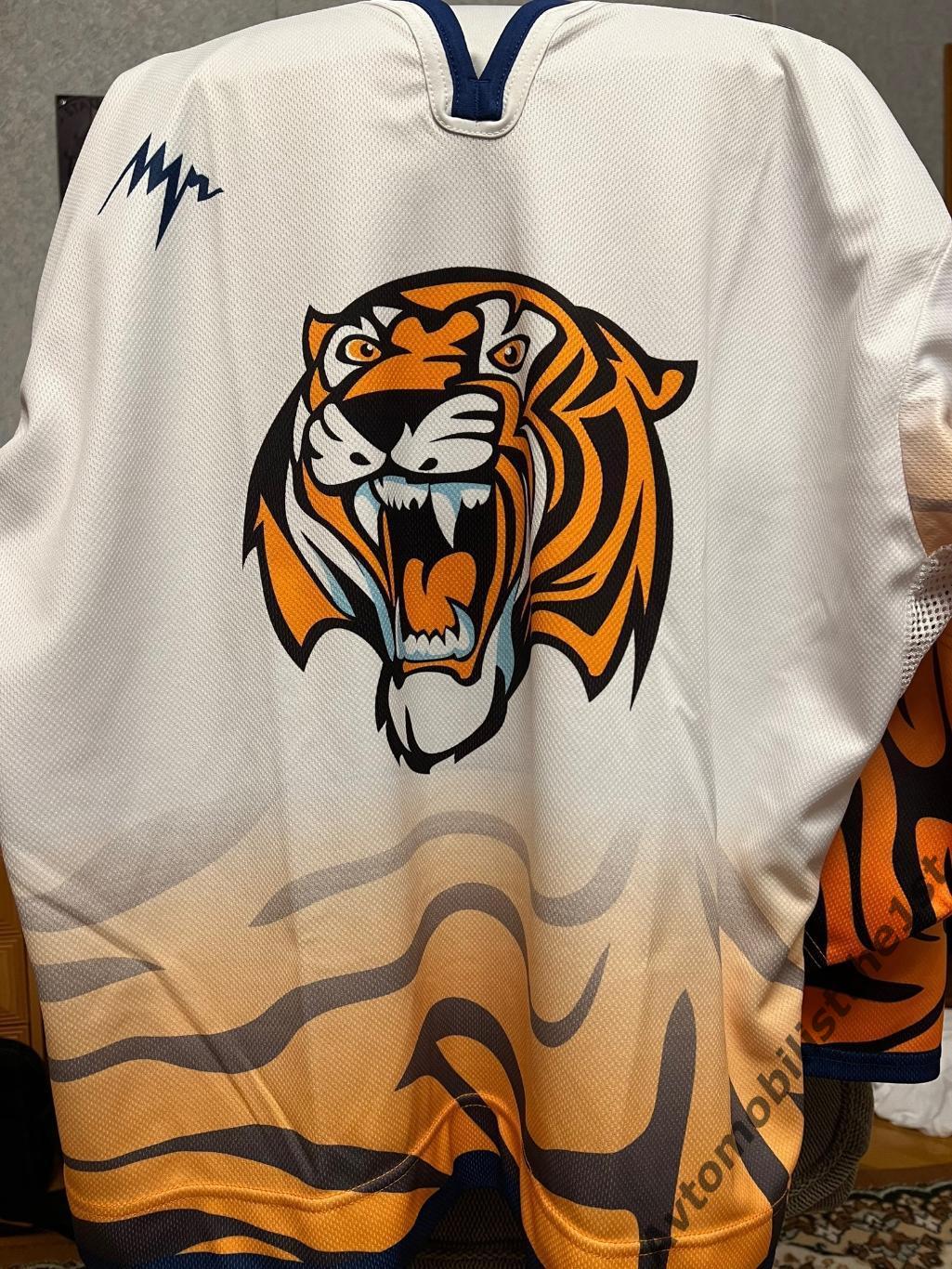 Хоккейный свитер джерси форма МХК Амурские Тигры Хабаровск старый логотип 3