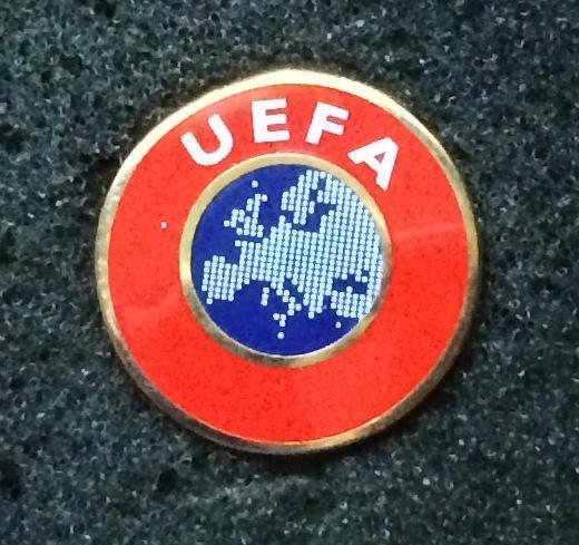 Значок УЕФА официальная продукция