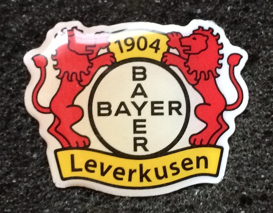 Значок Байер Леверкузен Германия официальная продукция от клуба 1