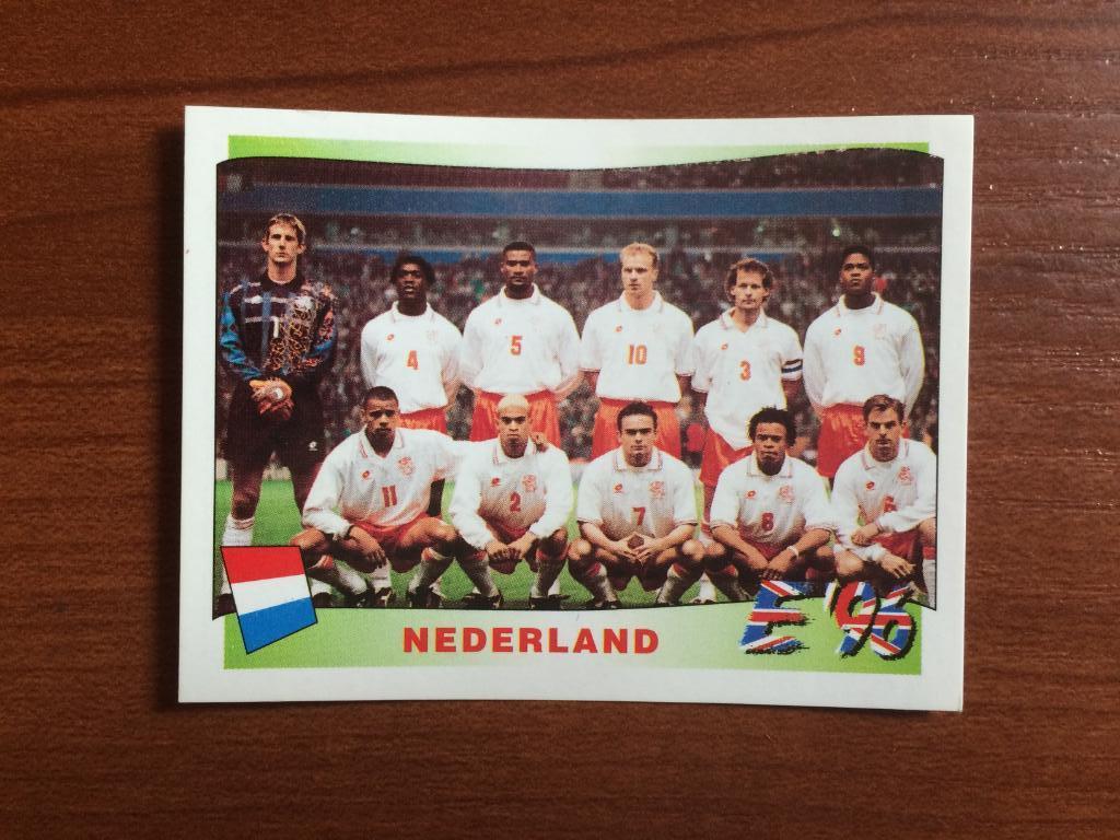 Наклейка PANINI Чемпионат Европы 1996 Nederland team № 76