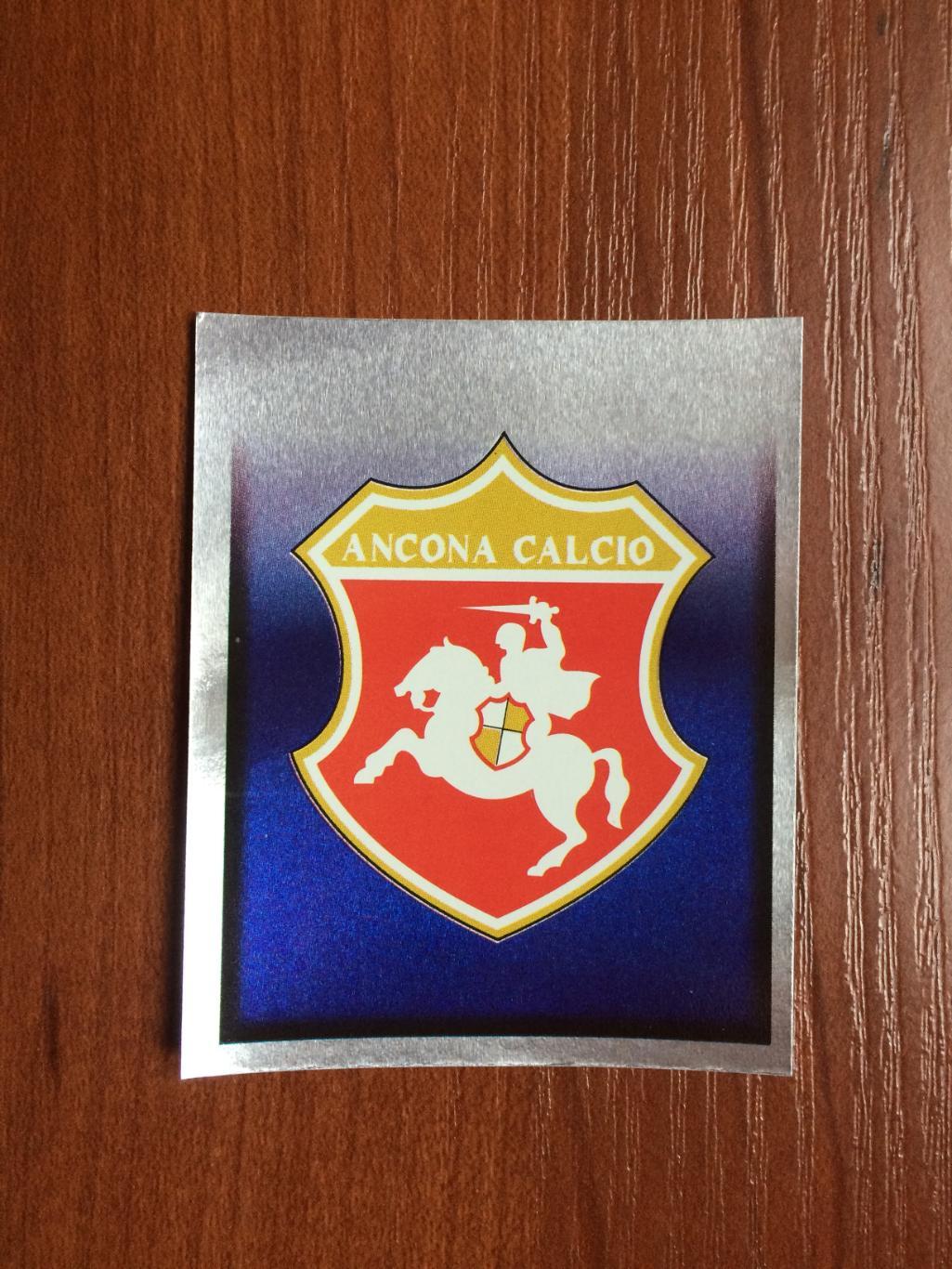 Наклейка MERLIN Итальянский Футбол 1997-1998 Ancona emblem № 417