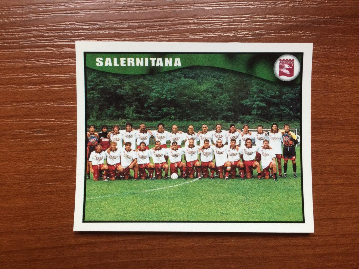 Наклейка MERLIN Итальянский Футбол 1997-1998 Salernitana team № 538