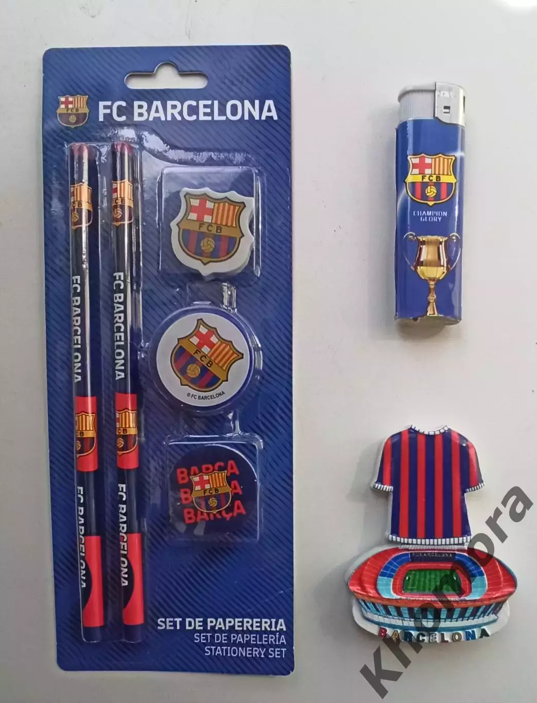 ФК Барселона (Испания) - магнит, зажигалка, канцел.набор - карандаши и ластики