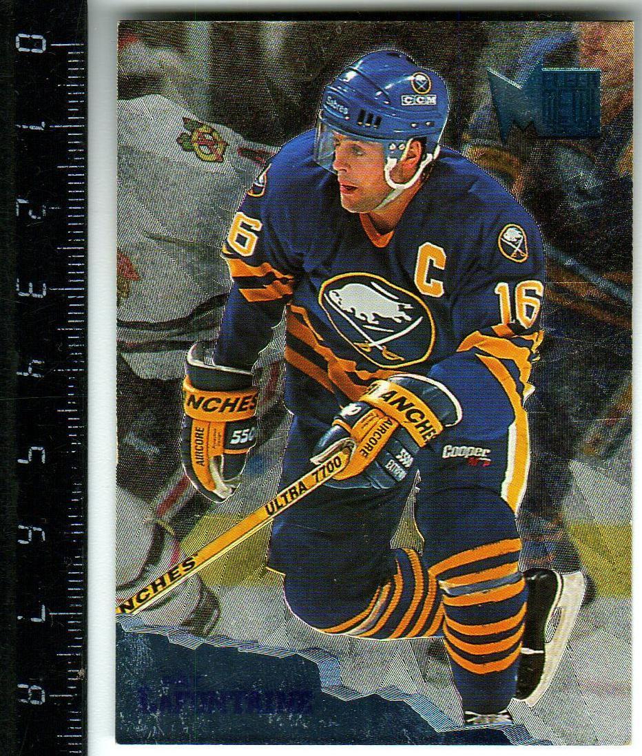 Пэт Лафонтейн Баффало Сэйбрз / Pat LaFontaine Buffalo Sabres 1996 Fleer #16