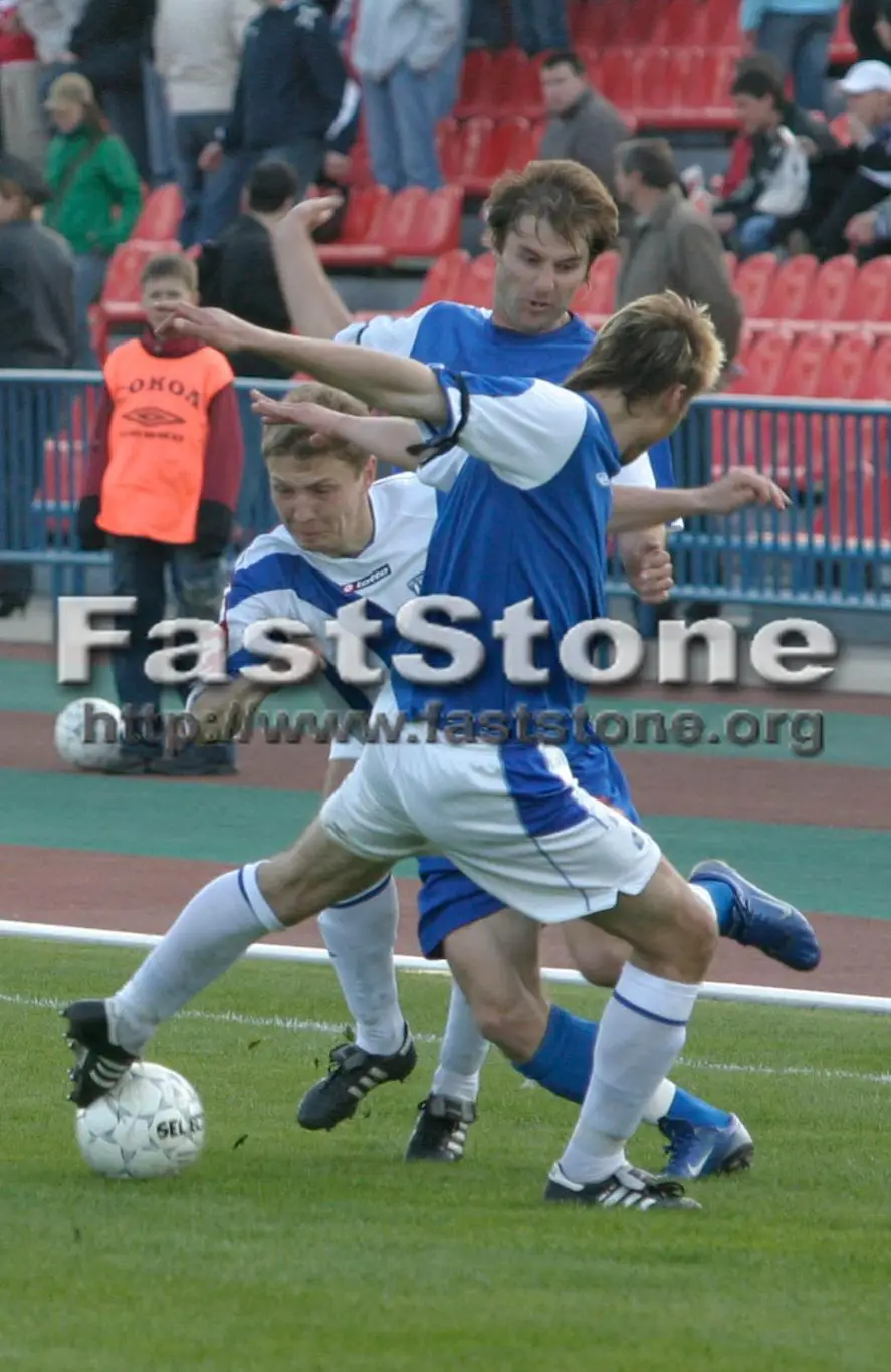 Сокол Саратов – Зенит Челябинск 25.04.2007 (0:0) Фото 4