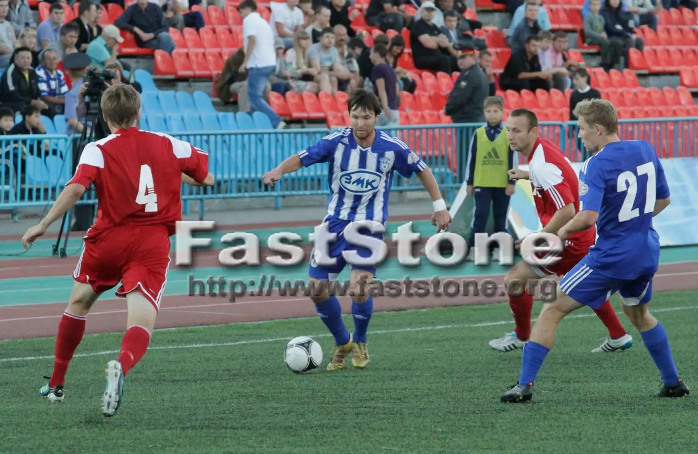 Сокол Саратов – Локомотив Лиски 27.08.2012 (2:0) Фото 1