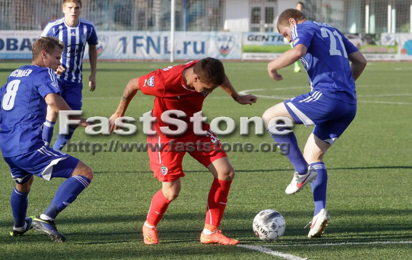 Сокол Саратов – СКА Хабаровск 27.07.2014 (2:2) Фото 1