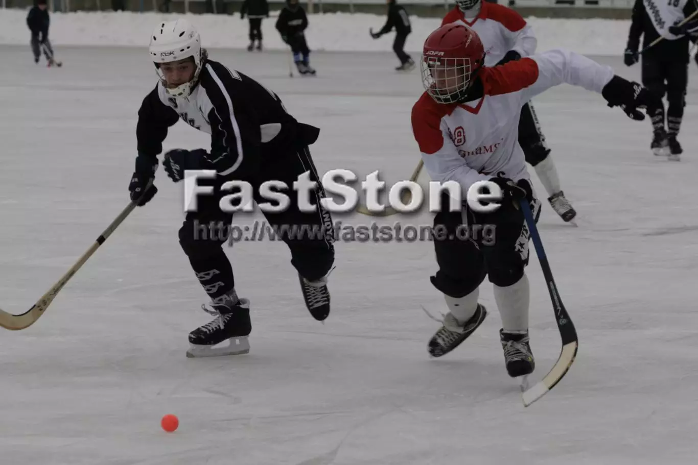 Хоккей с мячом Универсал Саратов – Знамя Воткинск 19-20.12.2007 Фото 1