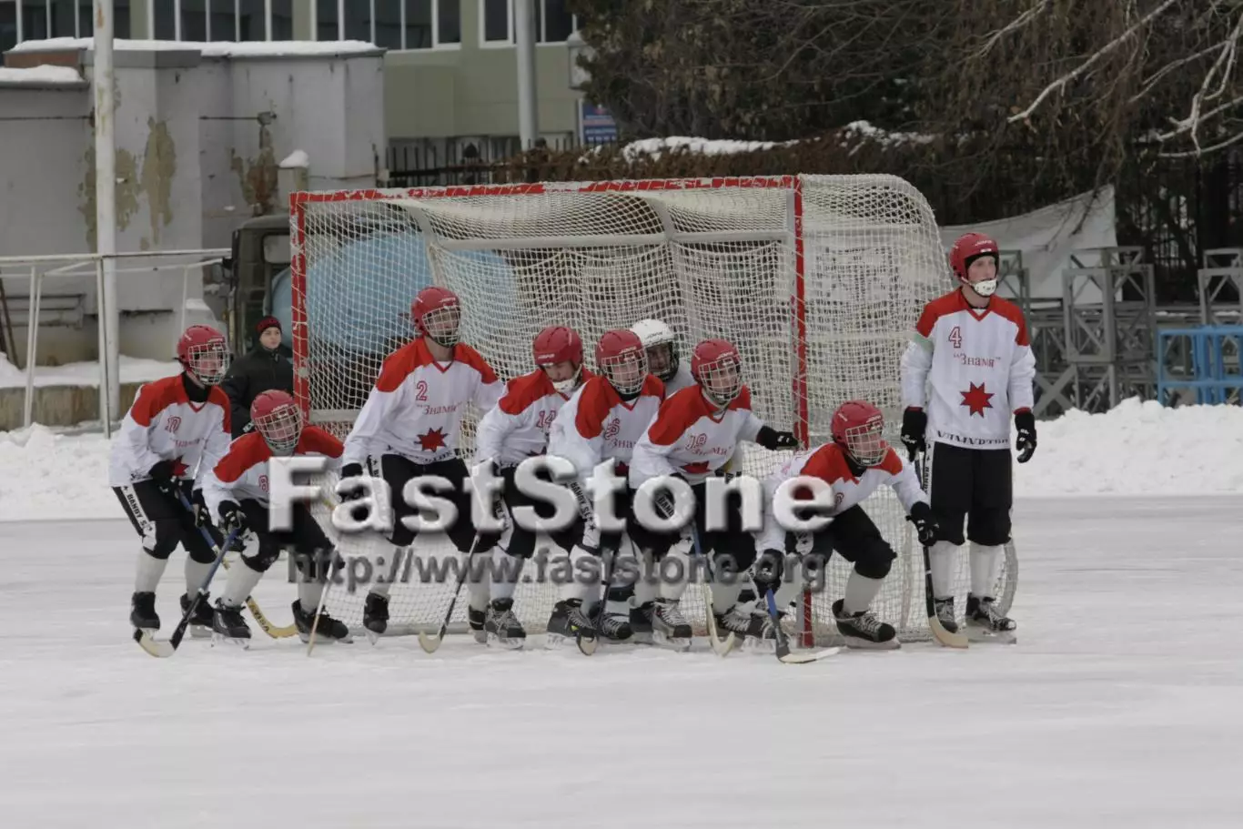 Хоккей с мячом Универсал Саратов – Знамя Воткинск 19-20.12.2007 Фото 2
