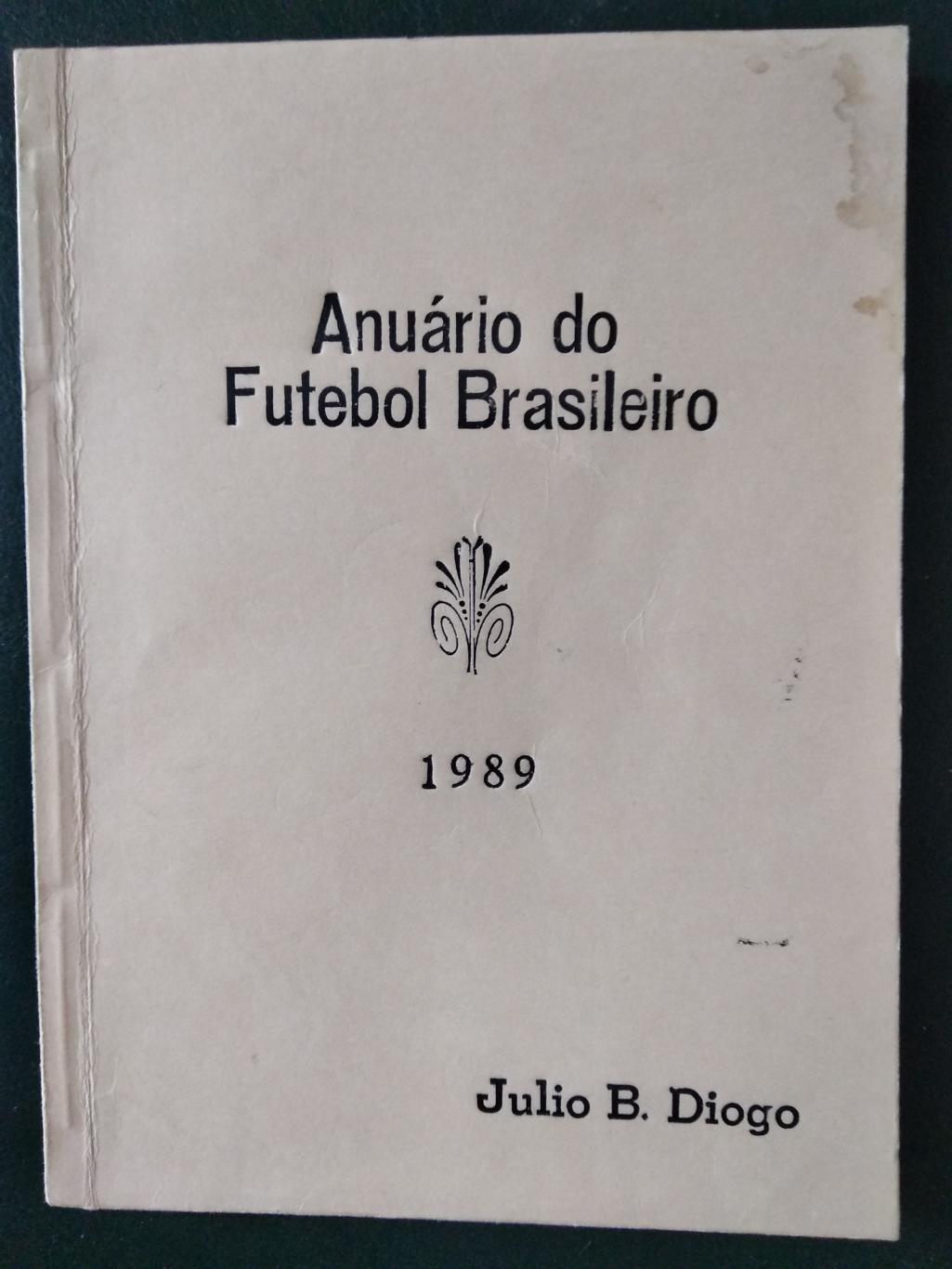 Ежегодник бразильского футбола 1989. 150 стр. Чемпионы всех штатов с 1906 г.