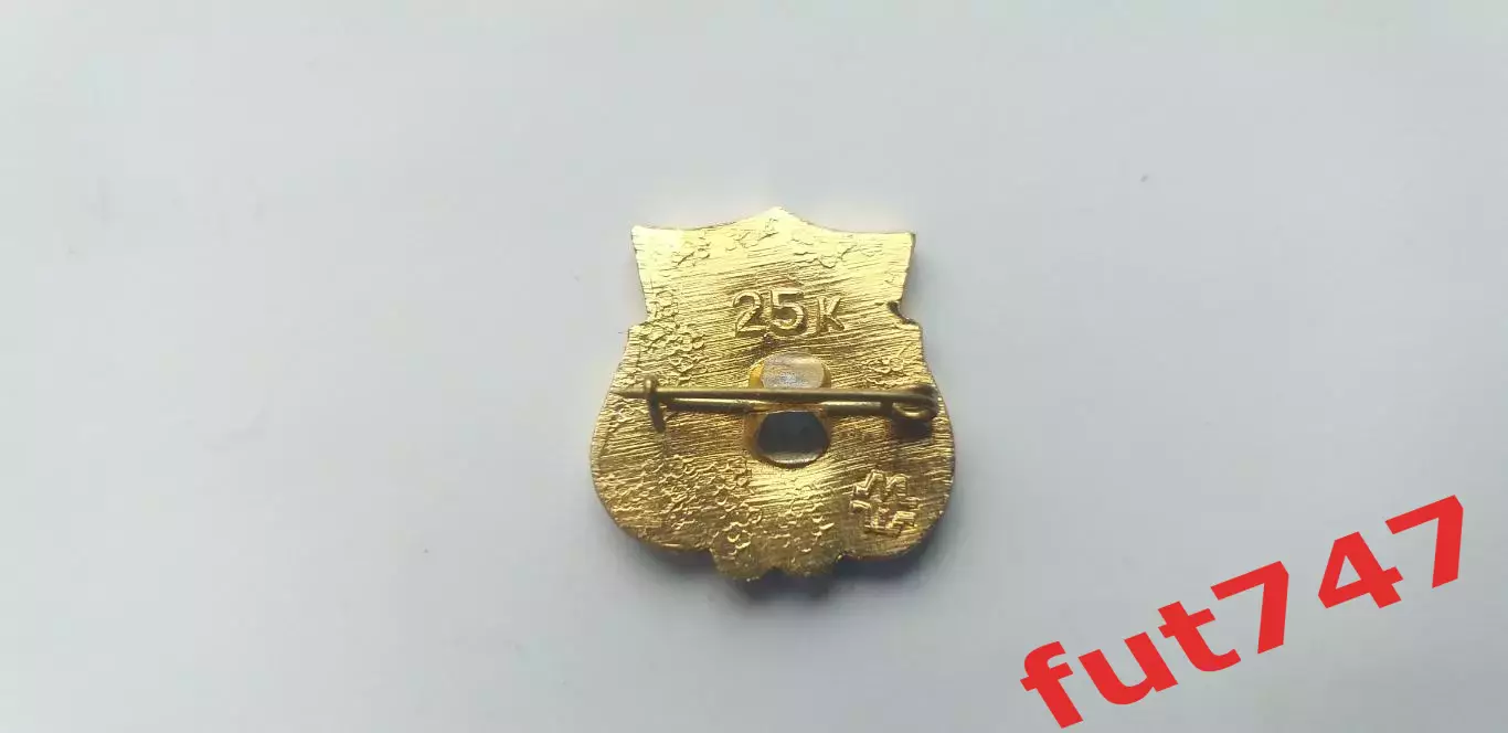 значок шахматы СССР 2