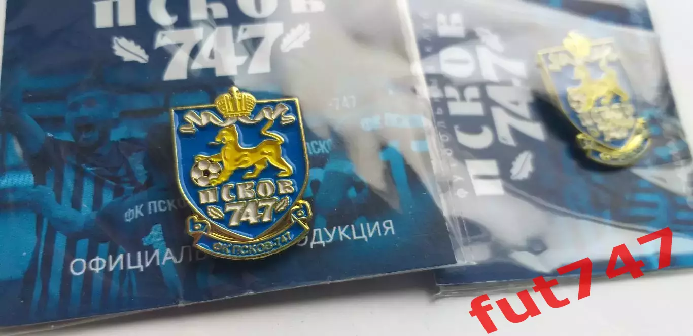 два значка ФК Псков -747..... 4