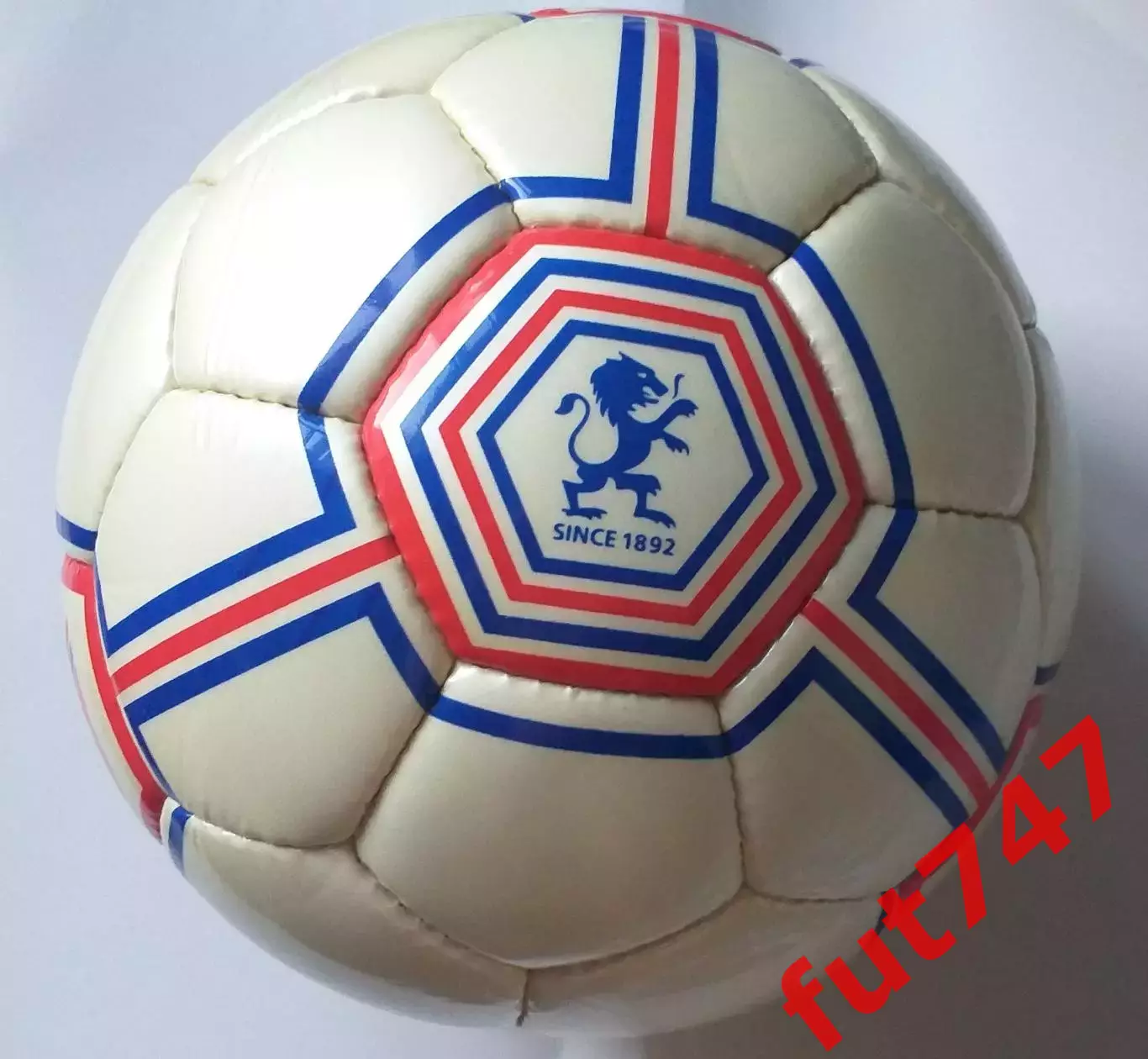 мяч футбольный PATRICK новый