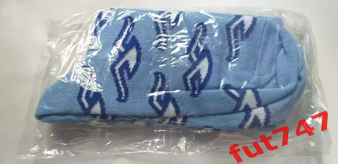 носки ....с логотипом футбольного МРО ....новые.....