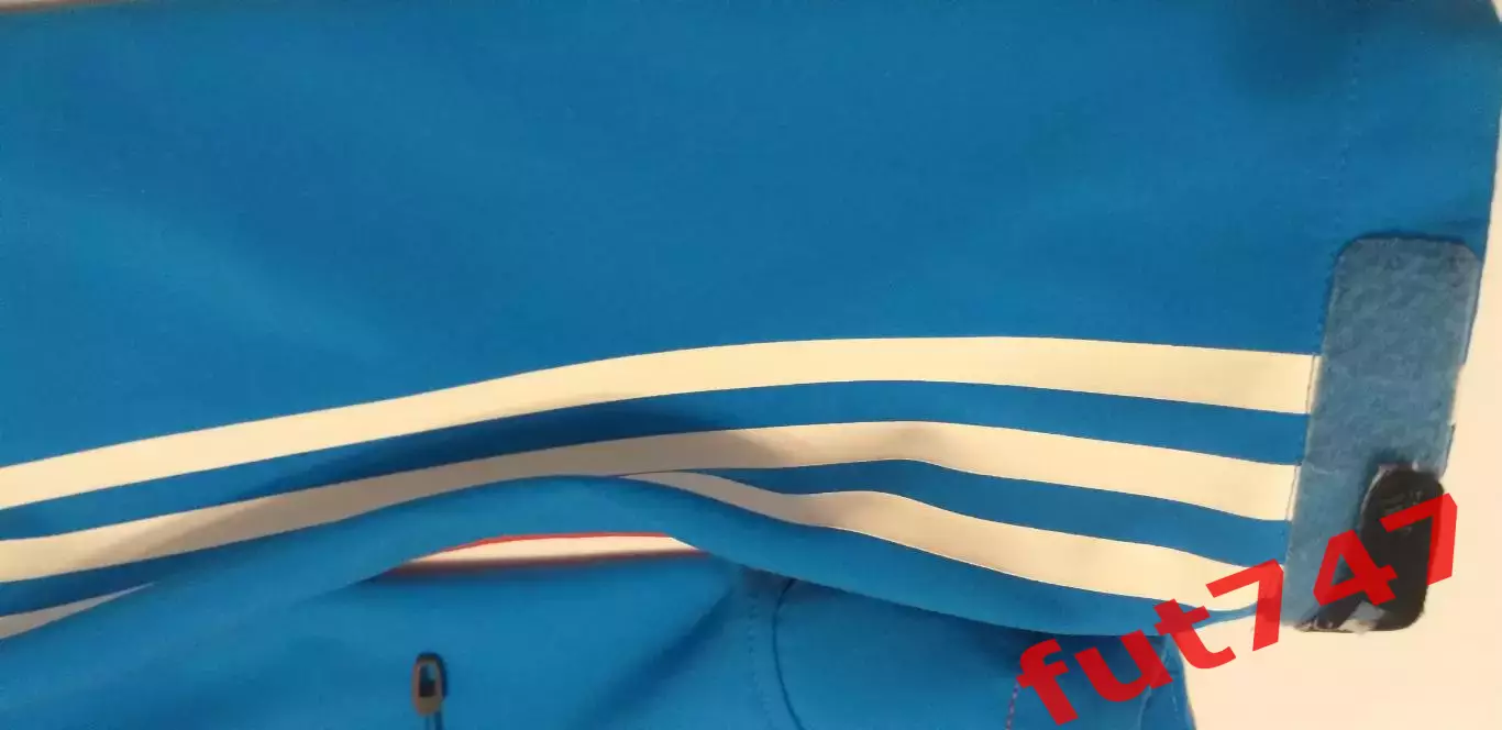 куртка оригинальная официальная adidas сборной России по биатлону мало б.у. 2