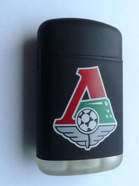 ФК Локомотив (зажигалка) 1