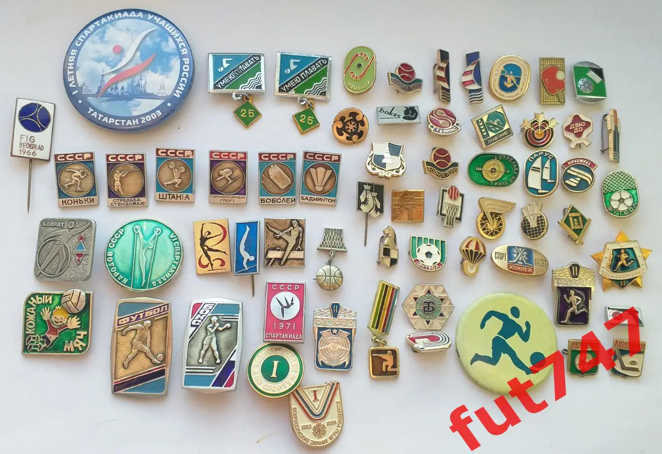спорт СССР ......60 штук и 2 шт.Россия....цена за все