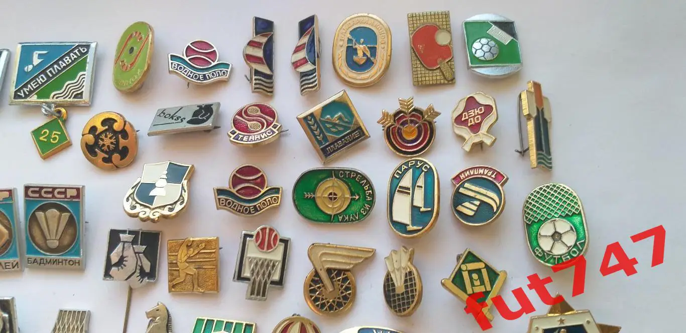 спорт СССР ......60 штук и 2 шт.Россия....цена за все 3