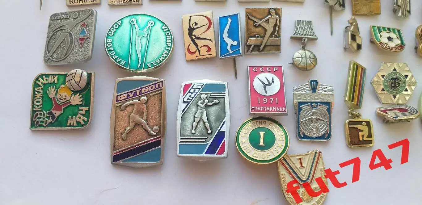 спорт СССР ......60 штук и 2 шт.Россия....цена за все 5