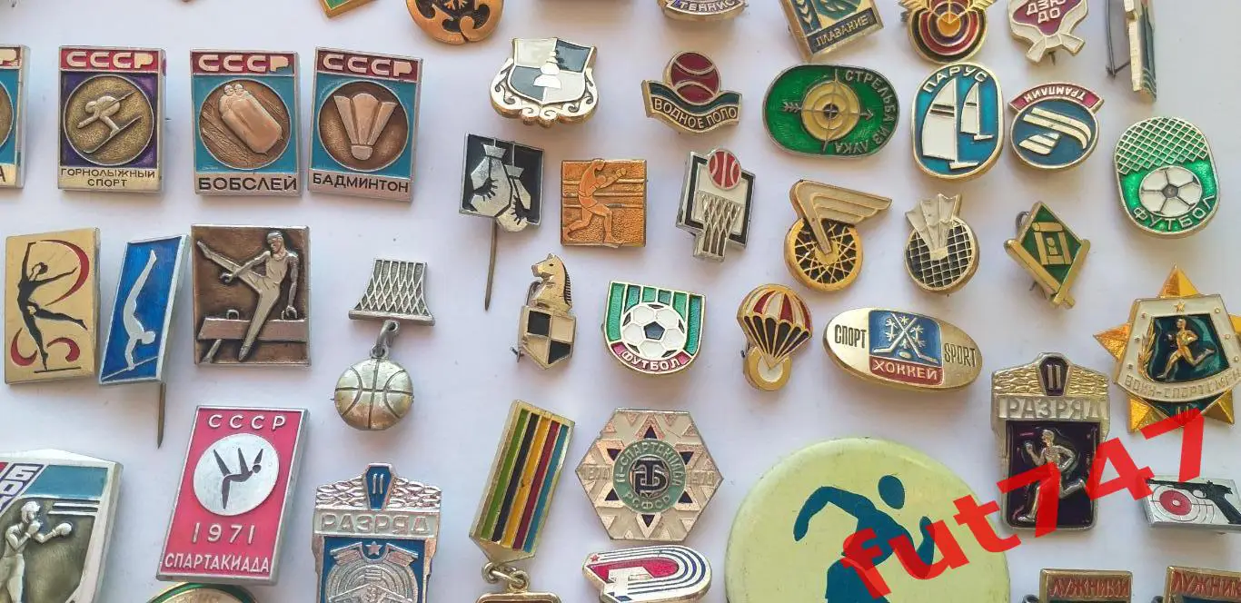 спорт СССР ......60 штук и 2 шт.Россия....цена за все 6