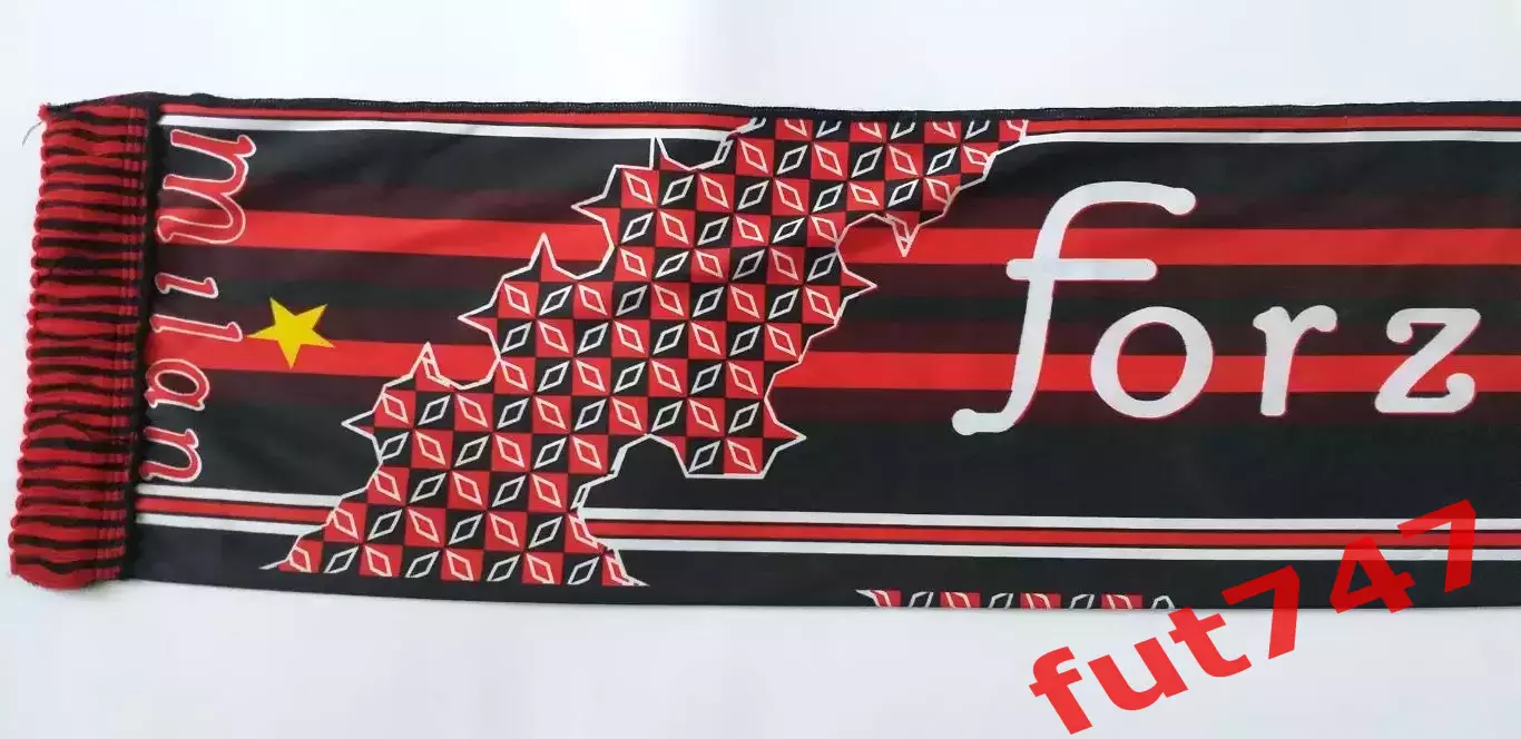 шарф из коллекции.....летний двусторонний ФК Милан....оригинал 1